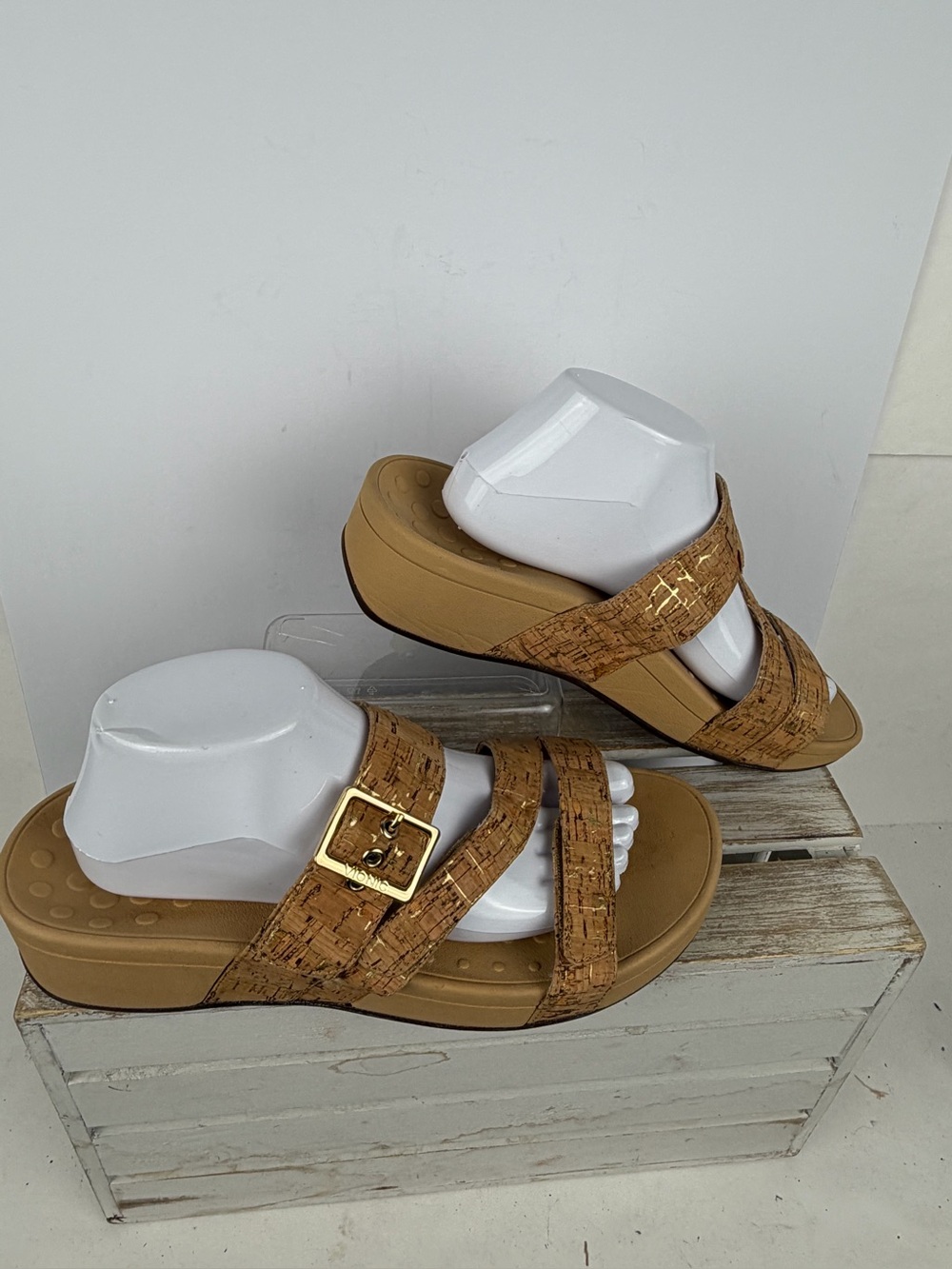 Vionic Pacific Rio platform sandals cork upper size 11 Wide - Picture 3 of 16